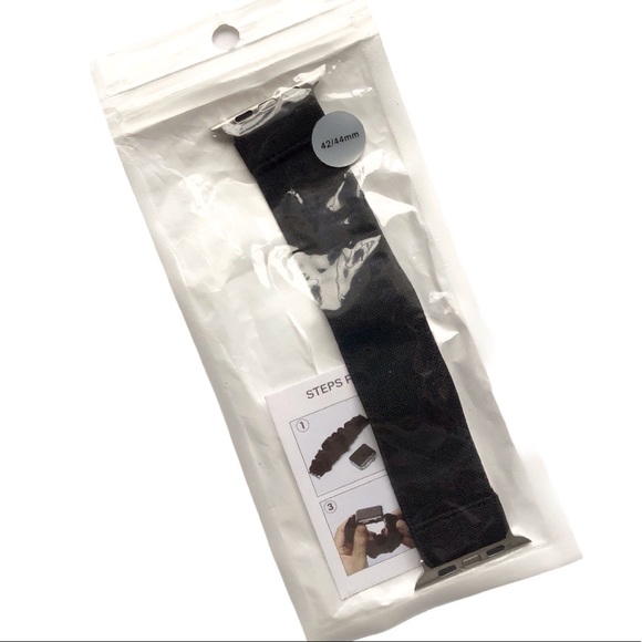 Black Elastic SOLO Loop Band Apple Watch 44/45mm NEW - Picture 7 of 7